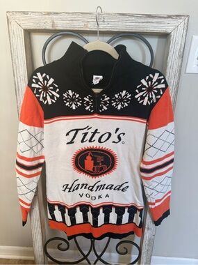Tito’s Handmade Vodka Christmas Sweater Men’s Small Quarter Zip Cotton Austin